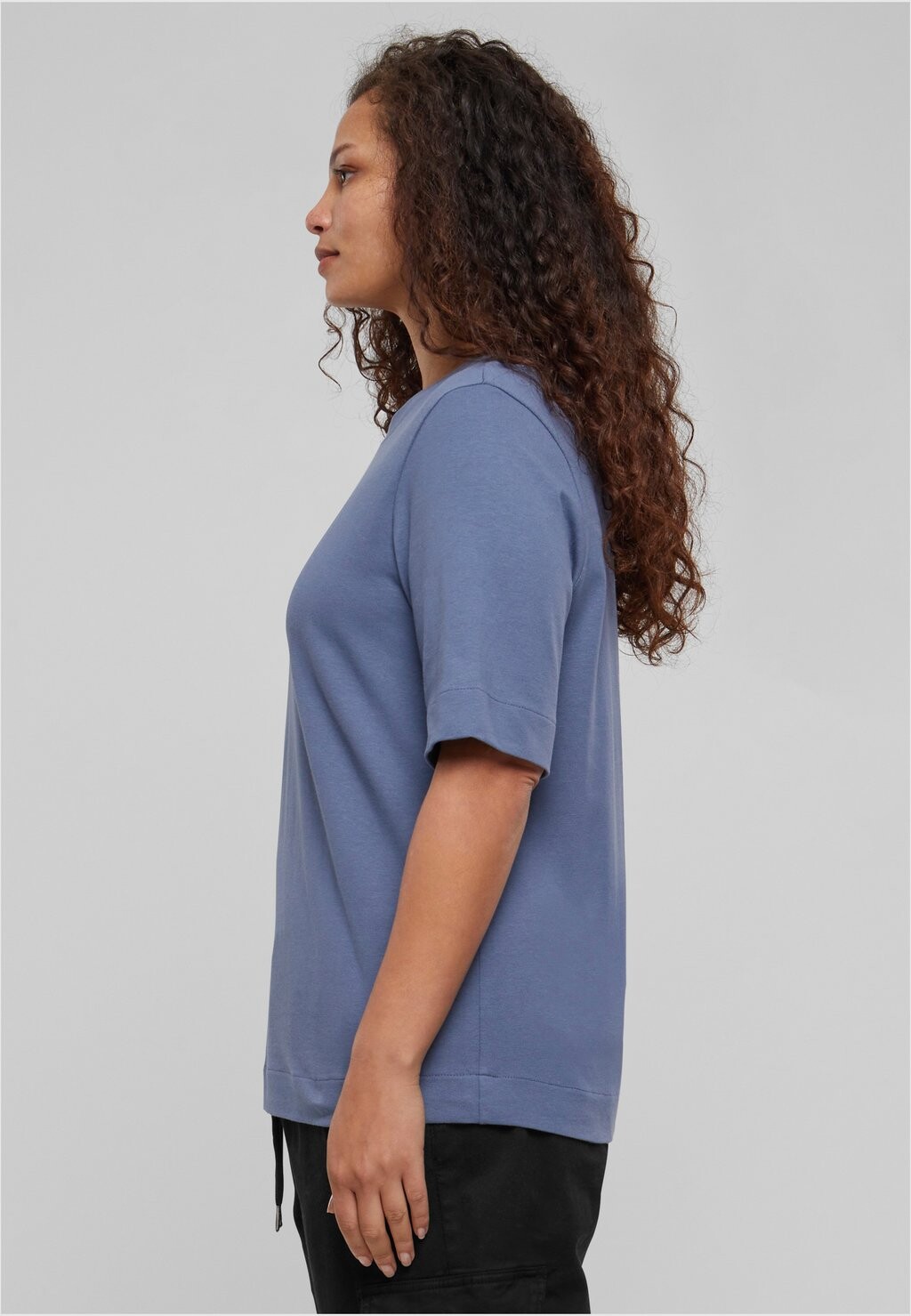 Базовая футболка Classy Urban Classics, винтажный синий
Базовая футболка Classy Urban Classics, винтажный синий