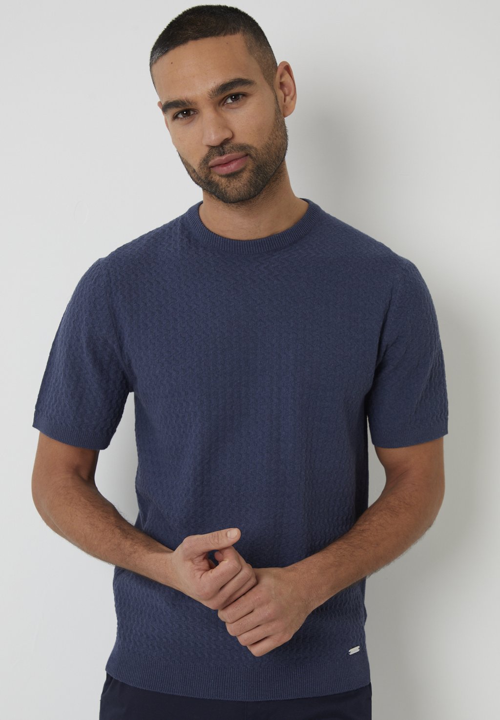 Базовая футболка TORBAY Threadbare, синий
Базовая футболка TORBAY Threadbare, синий