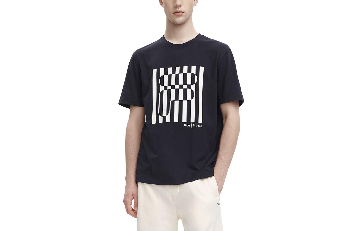 Футболка мужская темно-синяя Fila, цвет Legend Blue
Футболка мужская темно-синяя Fila, цвет Legend Blue