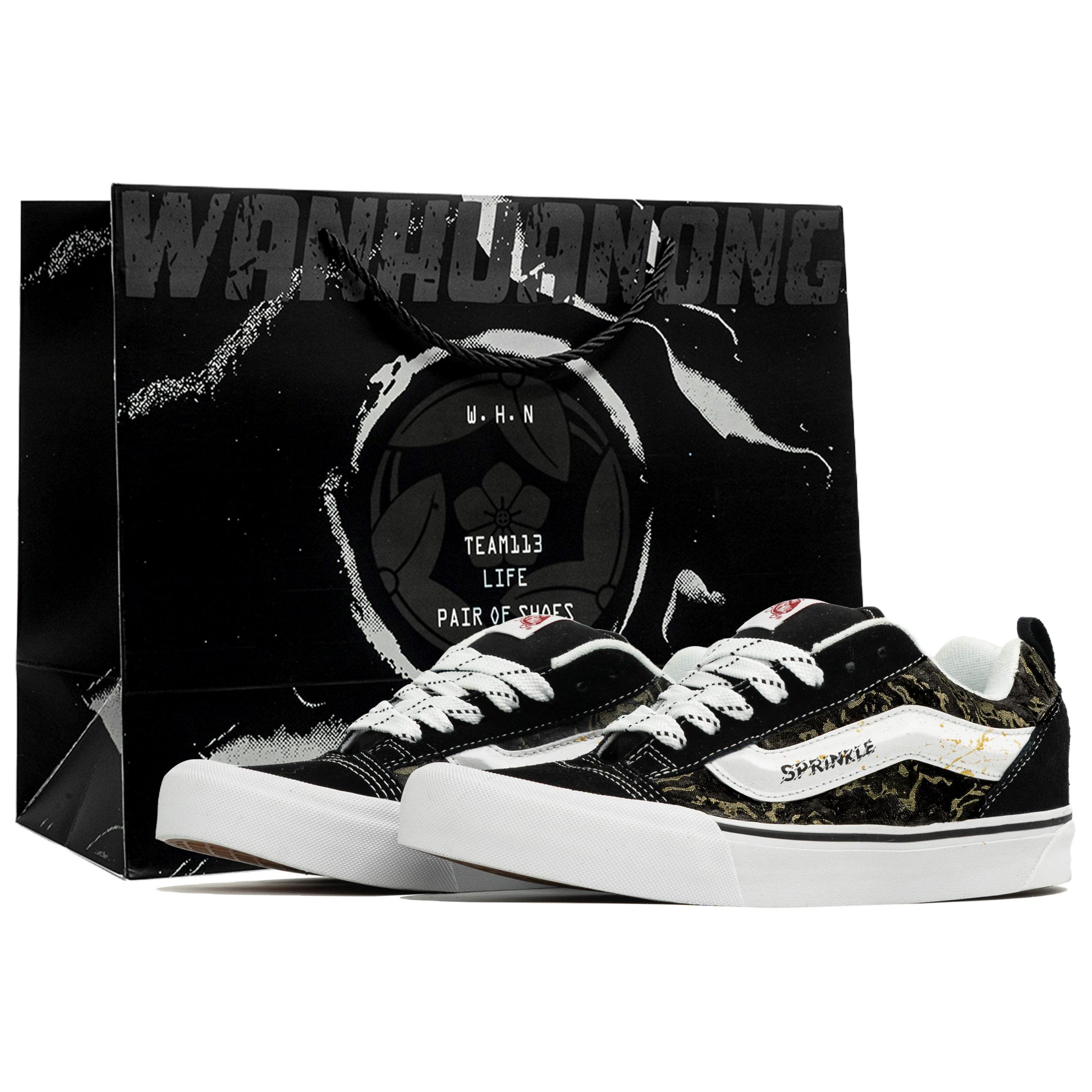 Vans Knu Skool Wan Hua Nong, Позолоченная сумка для покупок, износостойкие низкие кеды для скейтбординга, мужские, черный с белым
Vans Knu Skool Wan Hua Nong, Позолоченная сумка для покупок, износостойкие низкие кеды для скейтбординга, мужские, черный с белым