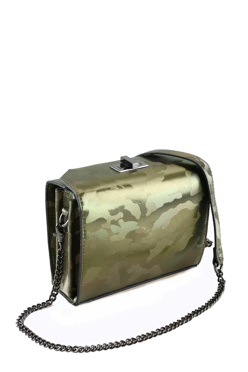 Сумка через плечо COLLEZIONE ALESSANDRO "Флорида" с тремя отдельными внутренними отделениями, зеленый
Сумка через плечо COLLEZIONE ALESSANDRO "Флорида" с тремя отдельными внутренними отделениями, зеленый