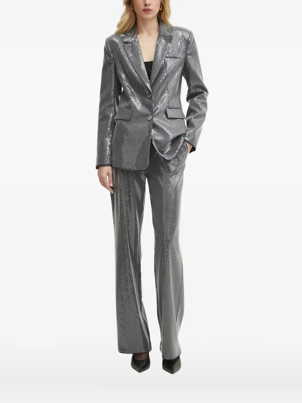 Однобортный блейзер, украшенный пайетками GUESS USA, серый 
Однобортный блейзер, украшенный пайетками GUESS USA, серый