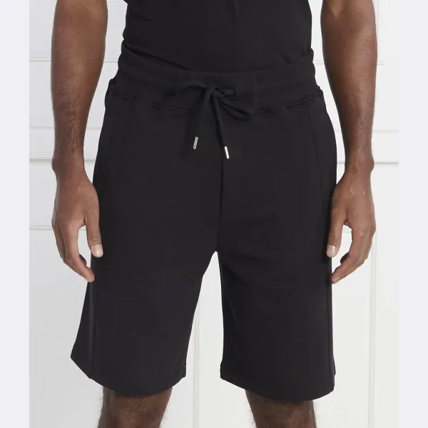 Шорты стандартного кроя Versace, черный
Шорты стандартного кроя Versace, черный