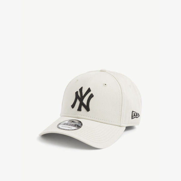 Хлопковая бейсболка 9FORTY New York Yankees New Era, серый 
Хлопковая бейсболка 9FORTY New York Yankees New Era, серый