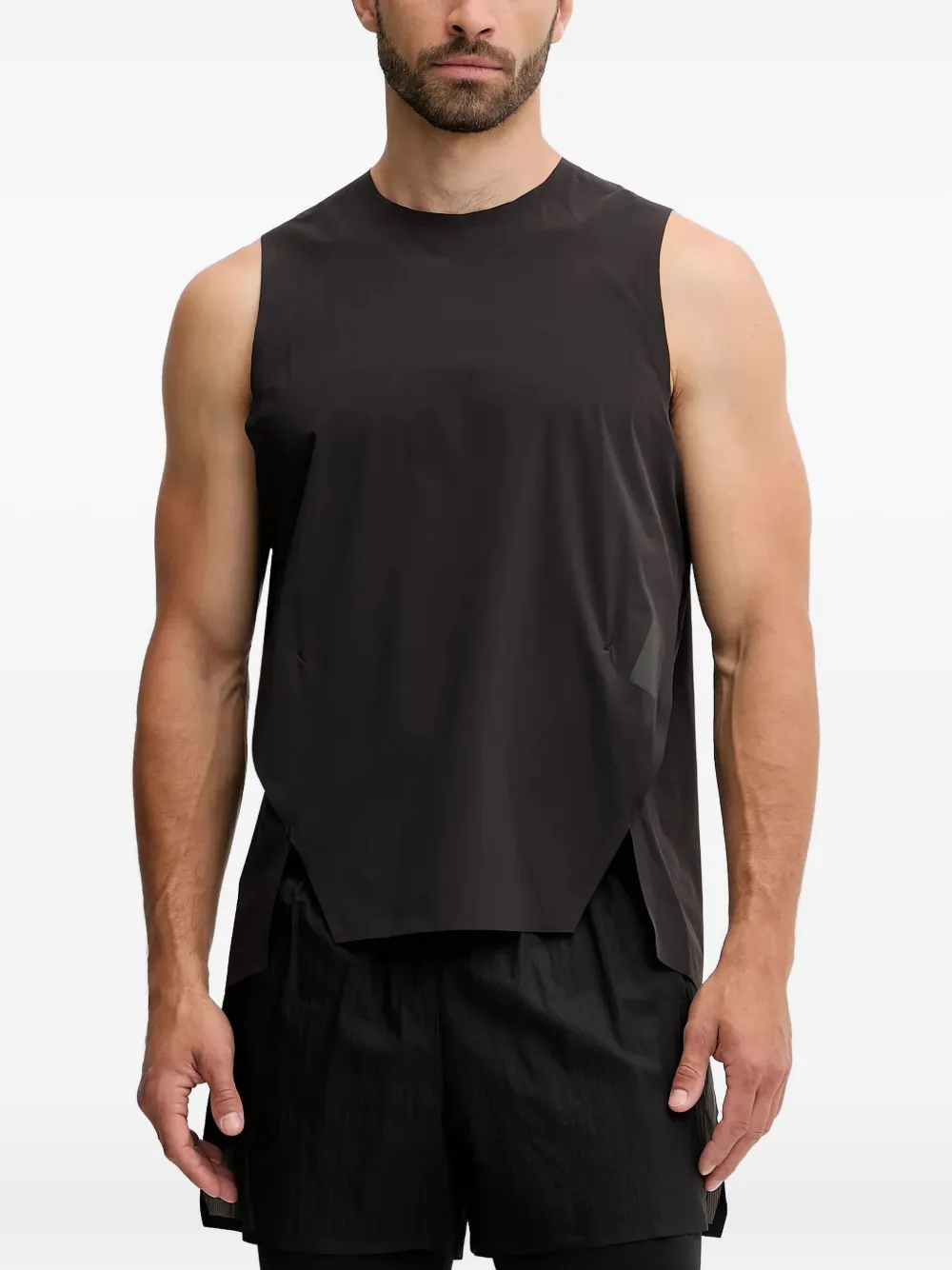 Жилет Emil из коллаборации с Heliot PUMA, черный
Жилет Emil из коллаборации с Heliot PUMA, черный