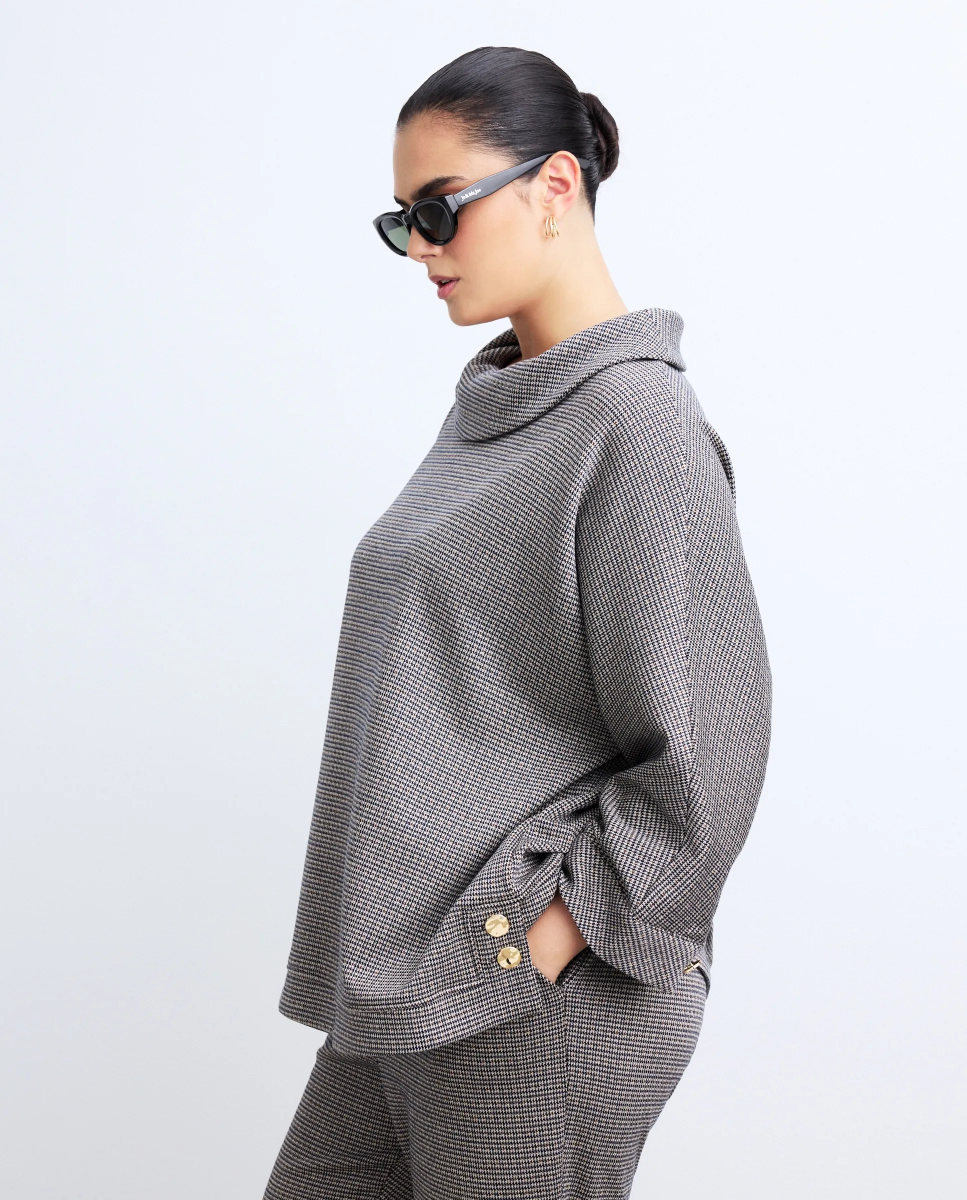 Топ с ажурной вязкой Couchel, коричневый
Топ с ажурной вязкой Couchel, коричневый