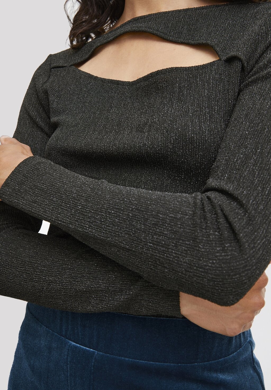 Топ с длинными рукавами BYSTILY b.young, черный
Топ с длинными рукавами BYSTILY b.young, черный