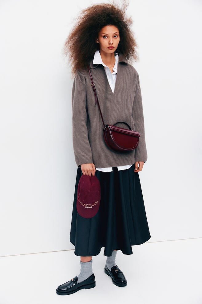 Свитер с воротником H&M, серый
Свитер с воротником H&M, серый