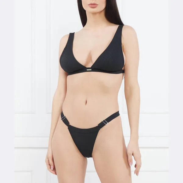 Купальный костюм Emporio Armani, черный
Купальный костюм Emporio Armani, черный