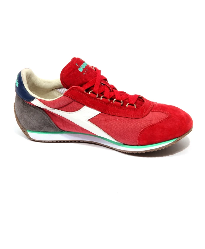 Кроссовки Stone wash heritage equipe Diadora, красный
Кроссовки Stone wash heritage equipe Diadora, красный