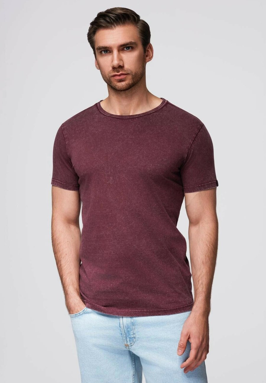 Футболка Ombre WITH A WASHED EFFECT, Burgundy/Bordeaux, Серый, Футболка Ombre WITH A WASHED EFFECT, Burgundy/Bordeaux
Футболка Ombre WITH A WASHED EFFECT, Burgundy/Bordeaux, Серый, Футболка Ombre WITH A WASHED EFFECT, Burgundy/Bordeaux
