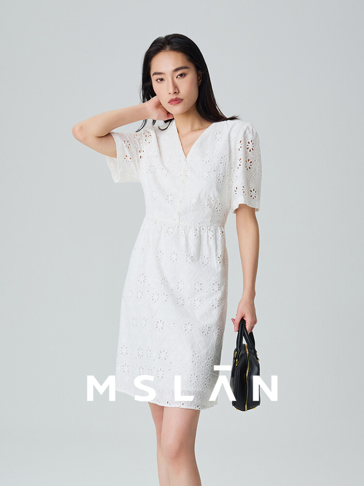 Французская юбка Mslan с V-образным вырезом , белый
Французская юбка Mslan с V-образным вырезом , белый