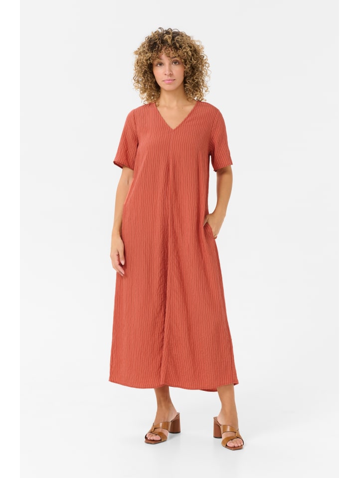 Платье до колена Cream
Платье до колена Cream