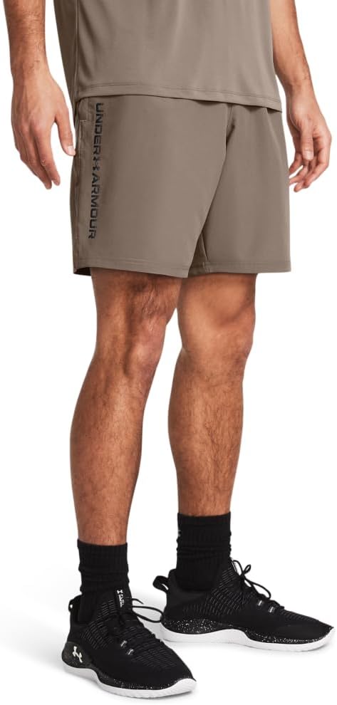 Шорты Under Armour Woven Wordmark, (200) Taupe Dusk/Black
Шорты Under Armour Woven Wordmark, (200) Taupe Dusk/Black