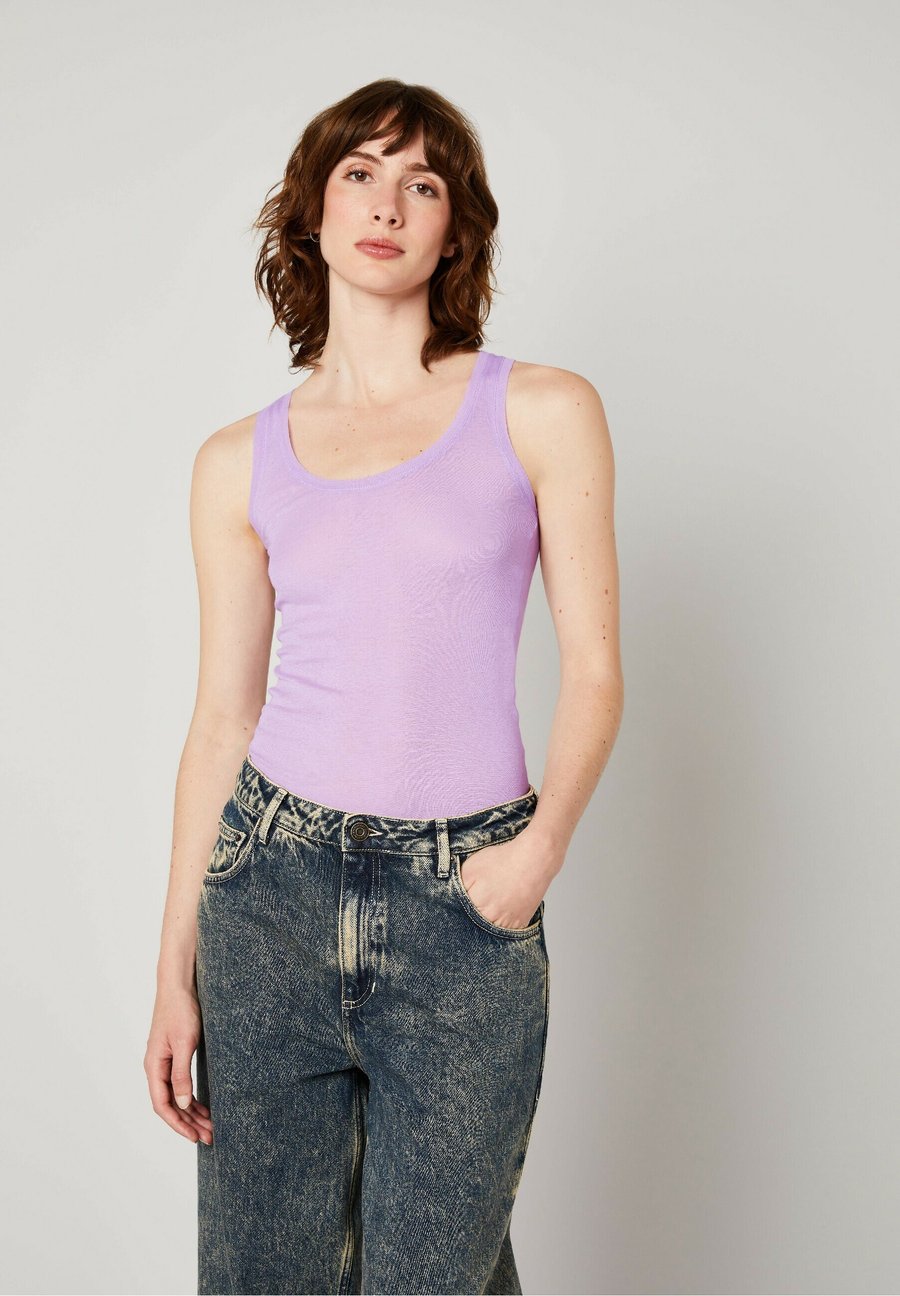 Топ American Vintage MASSACHUSETTS, Parme Vintage/Mauve
Топ American Vintage MASSACHUSETTS, Parme Vintage/Mauve