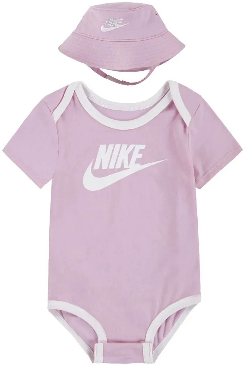 Пакет начального снаряжения Nike Sportswear "CORE BUCKET HAT & BODYSUIT 2PC SET", розовый
Пакет начального снаряжения Nike Sportswear "CORE BUCKET HAT & BODYSUIT 2PC SET", розовый