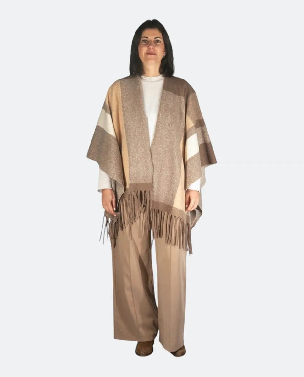 Вязаное пончо с эффектом фетра и бахромой Kbas, коричневый
Вязаное пончо с эффектом фетра и бахромой Kbas, коричневый