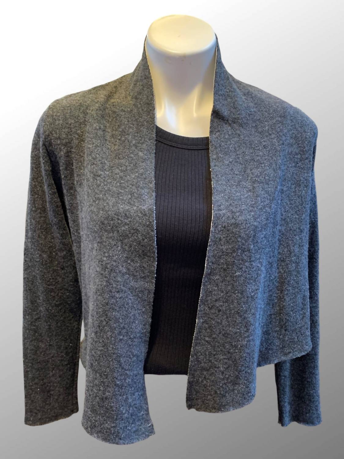 Женский укороченный шерстяной кардиган Pavement Cut loose, Pavement
Женский укороченный шерстяной кардиган Pavement Cut loose, Pavement