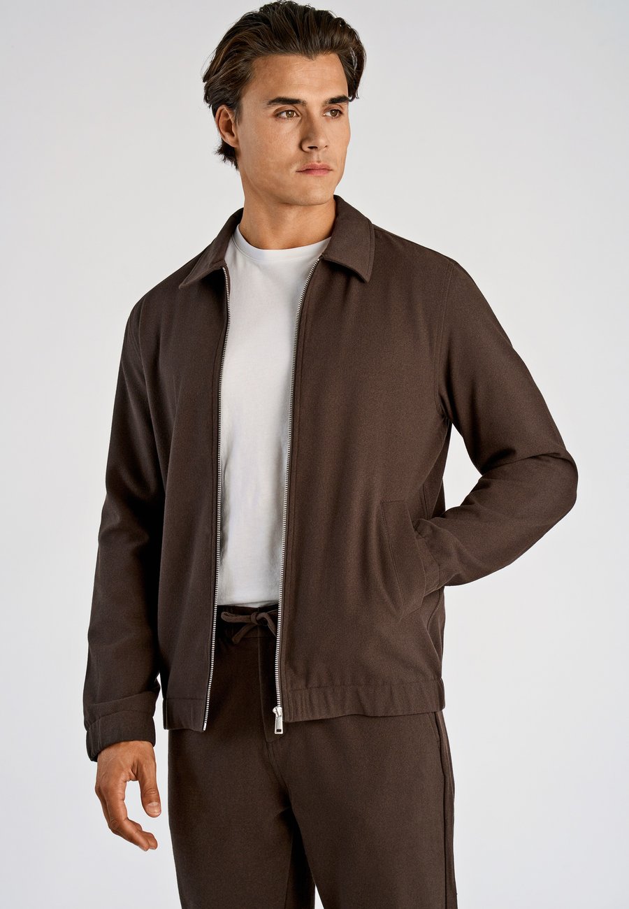 Куртка Lindbergh ZIP , Brown Mel/Mottled Brown
Куртка Lindbergh ZIP , Brown Mel/Mottled Brown