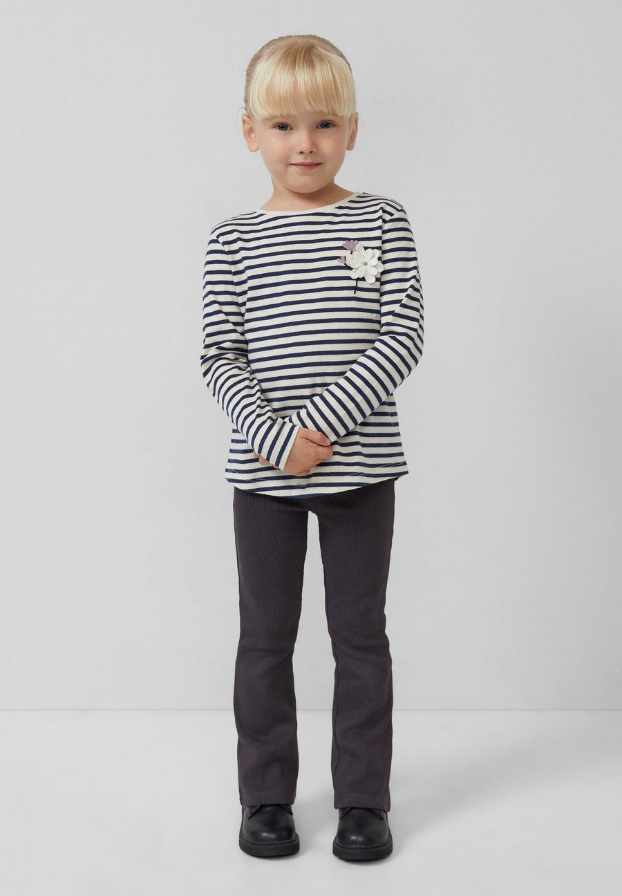 Топ s.Oliver Long sleeved top, Creme/Beige
Топ s.Oliver Long sleeved top, Creme/Beige