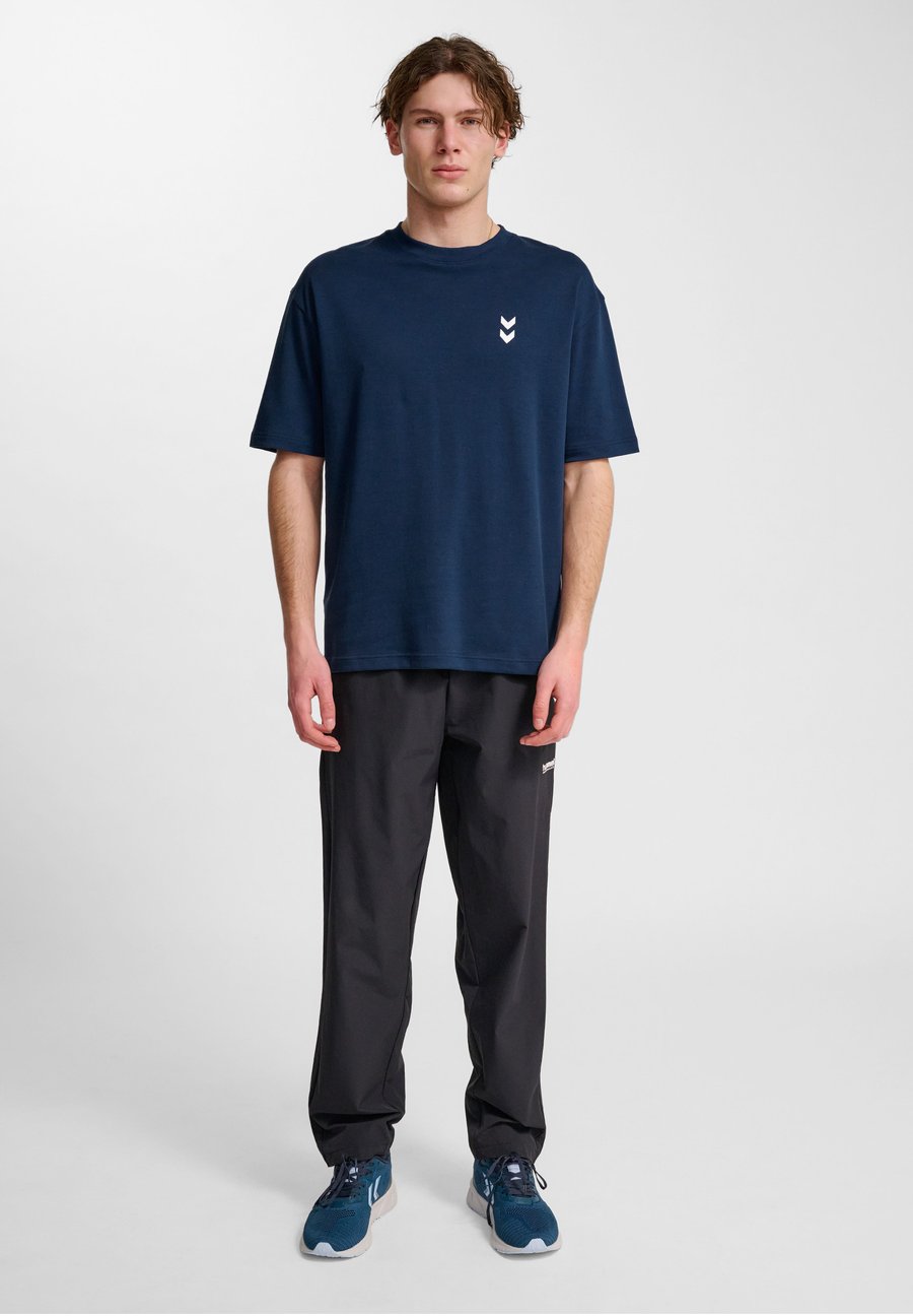 Футболка Hummel HIIT S/S, Dress Blues/Blue, Синий, Футболка Hummel HIIT S/S, Dress Blues/Blue
Футболка Hummel HIIT S/S, Dress Blues/Blue, Синий, Футболка Hummel HIIT S/S, Dress Blues/Blue