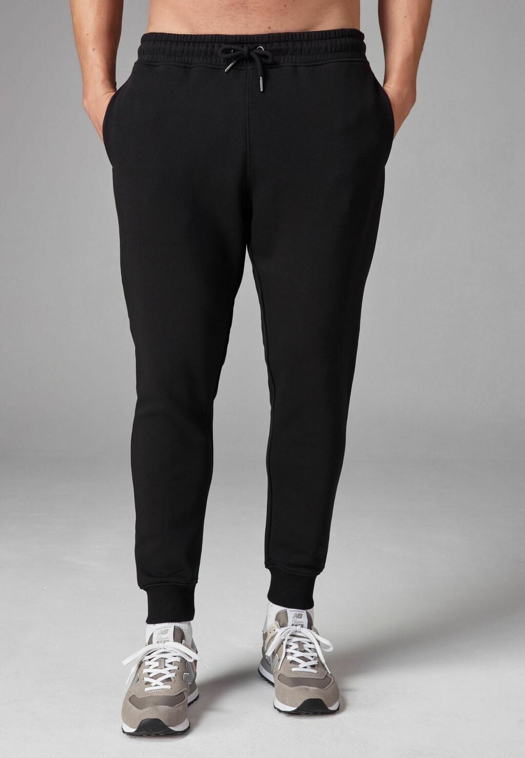 Тренировочный низ JOGGERS 2 PACK REGULAR FIT Next, черный
Тренировочный низ JOGGERS 2 PACK REGULAR FIT Next, черный