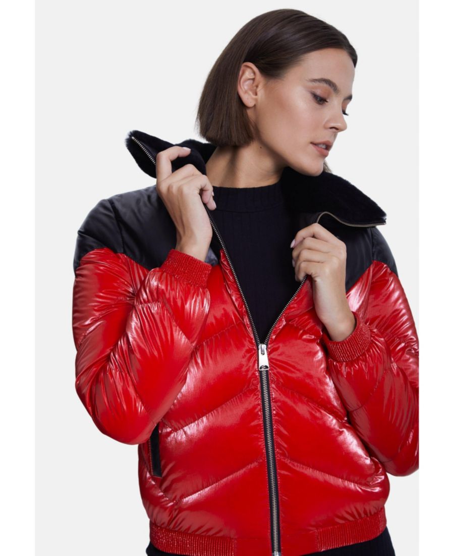 Женская модная куртка, цвет наппа, красная Furniq UK, Dark red
Женская модная куртка, цвет наппа, красная Furniq UK, Dark red