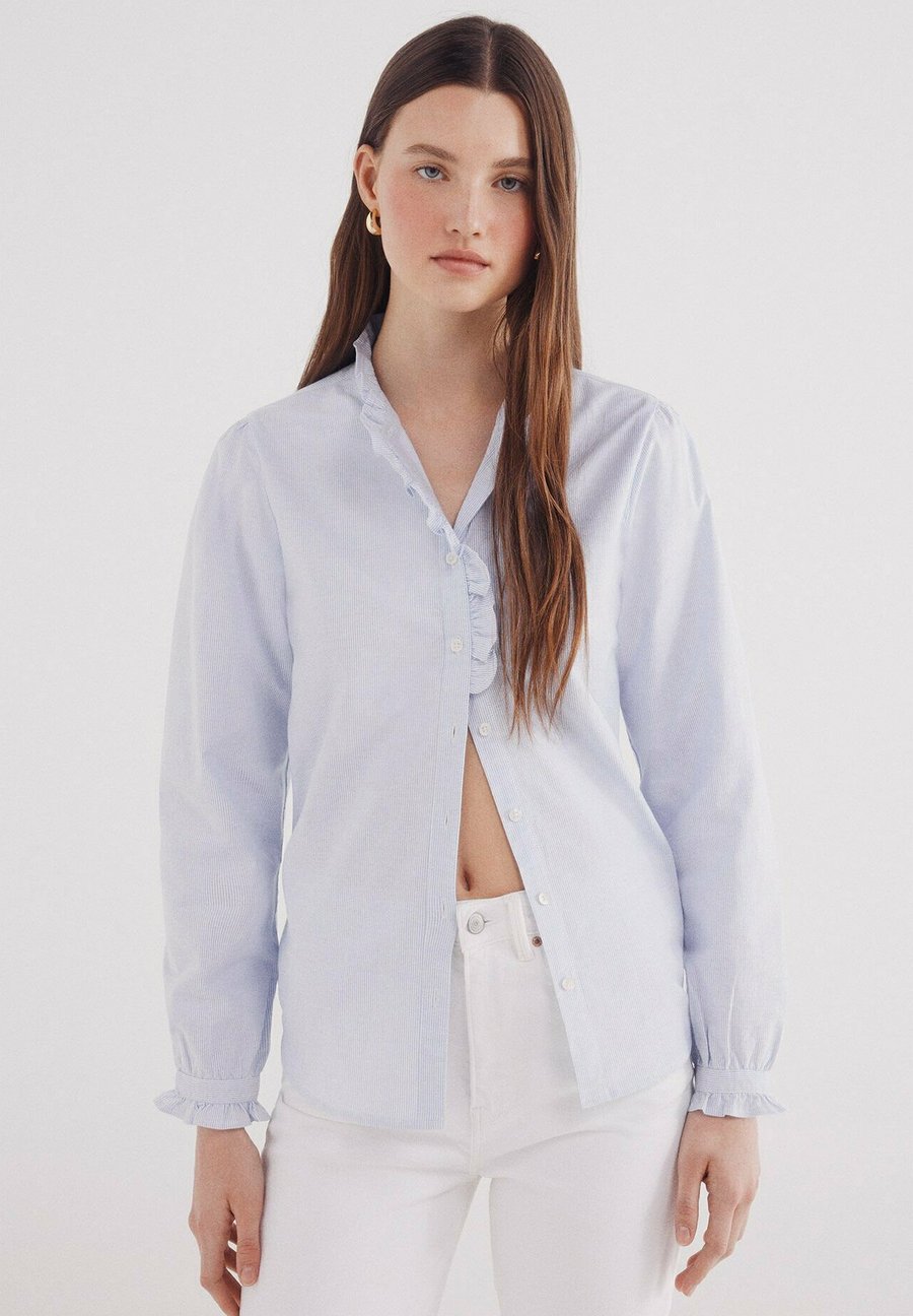 Блуза Springfield Button-down blouse, Light Blue
Блуза Springfield Button-down blouse, Light Blue