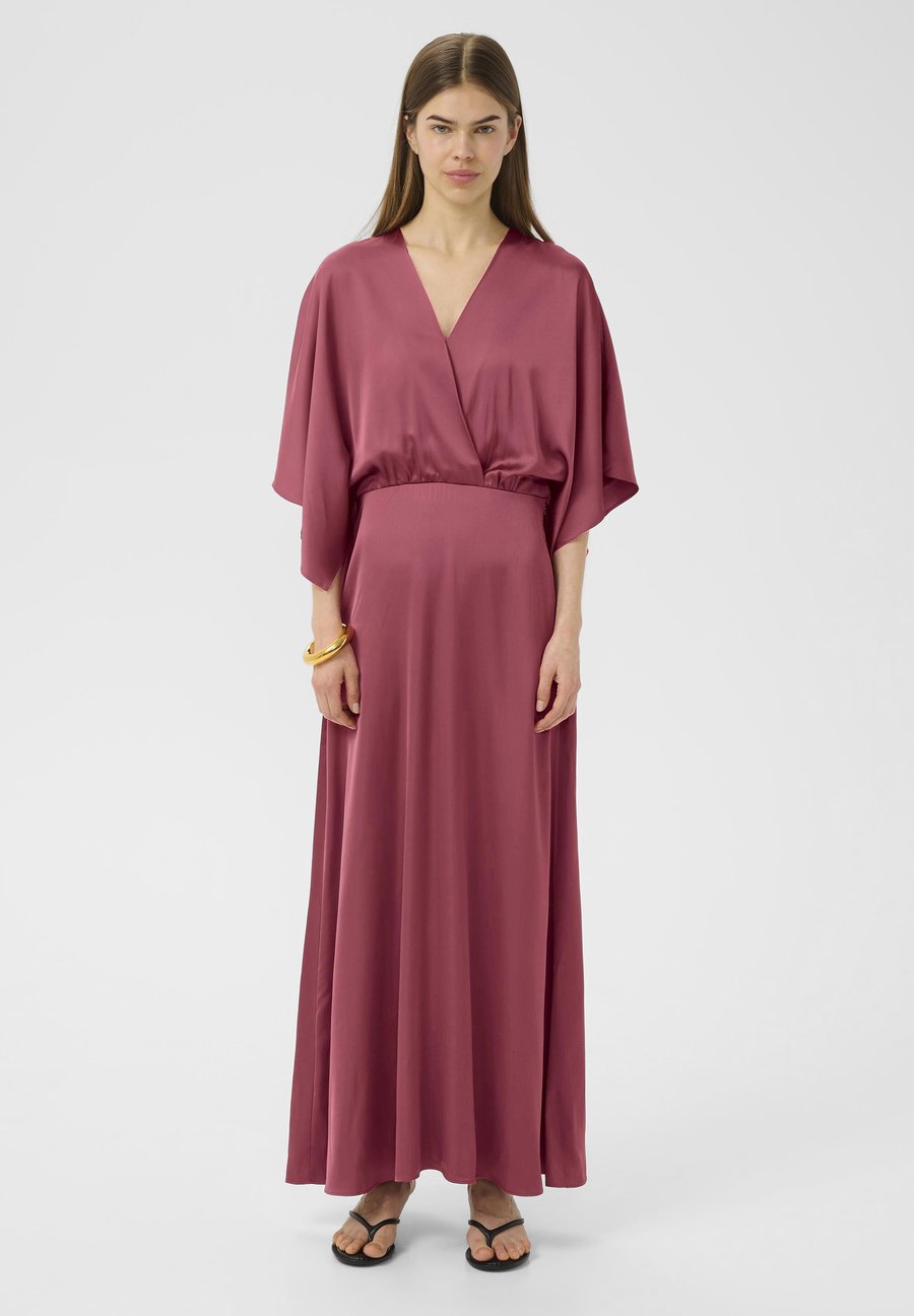 Платье InWear Maxi dress, Apple Butter/Bordeaux
Платье InWear Maxi dress, Apple Butter/Bordeaux
