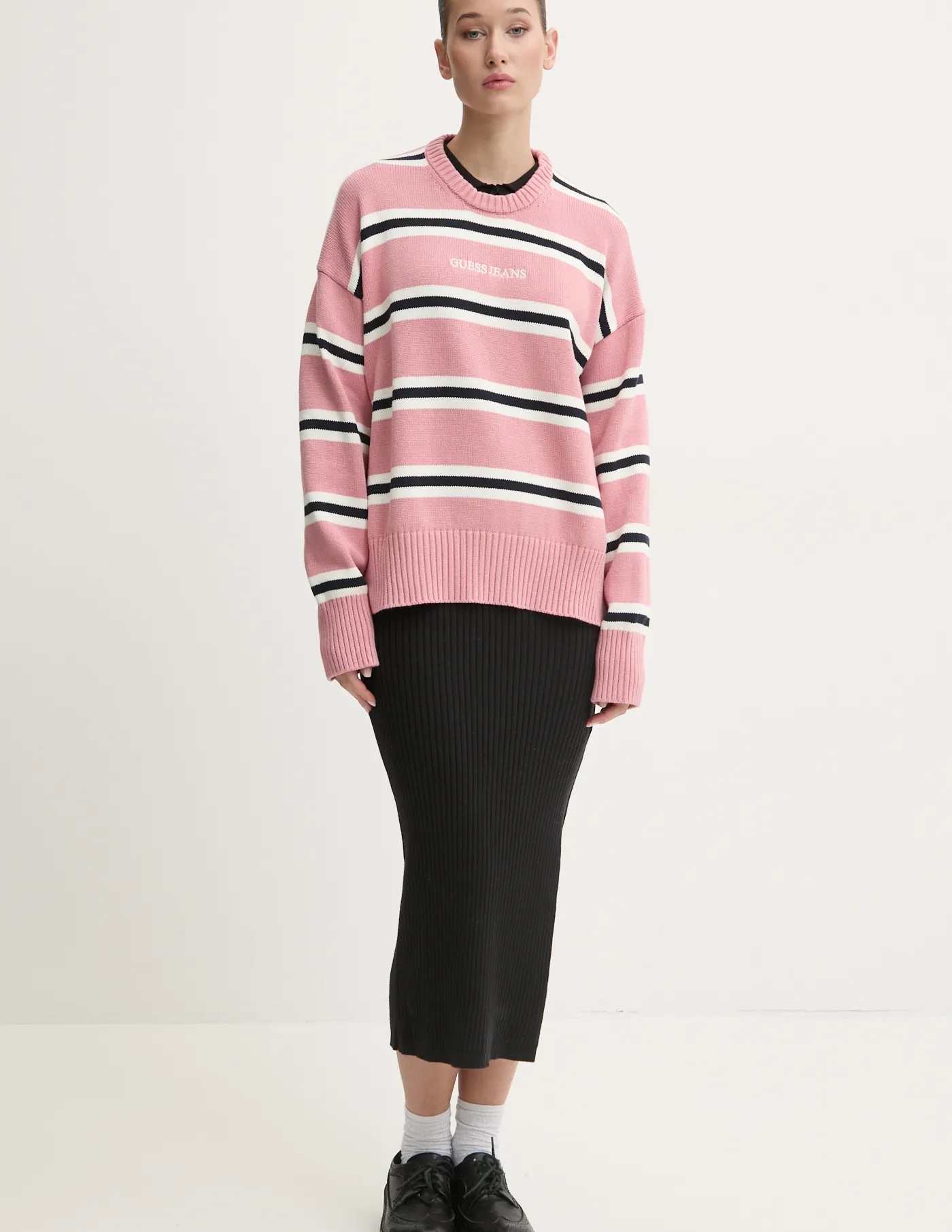 Хлопковый свитер Guess Jeans, розовый
Хлопковый свитер Guess Jeans, розовый