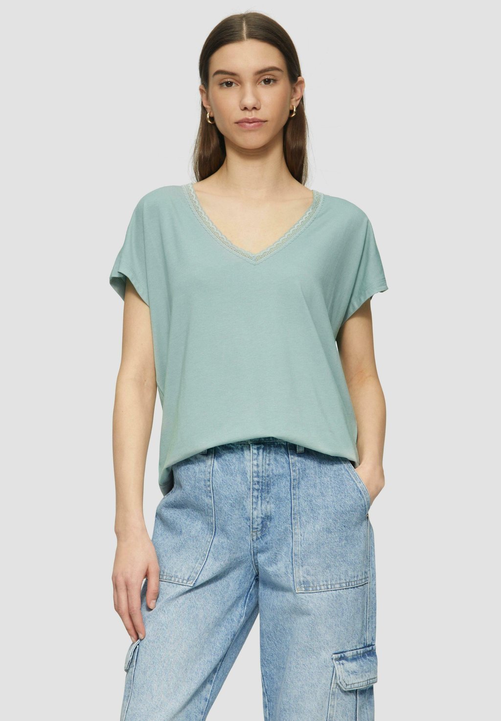 Футболка с принтом VAN MIX MET RANDJE QS, зеленый
Футболка с принтом VAN MIX MET RANDJE QS, зеленый