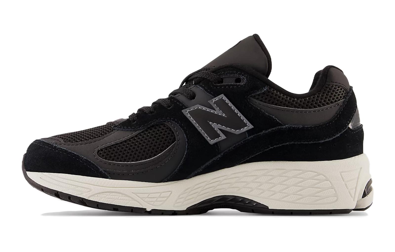 New Balance 2002r черный gs
New Balance 2002r черный gs