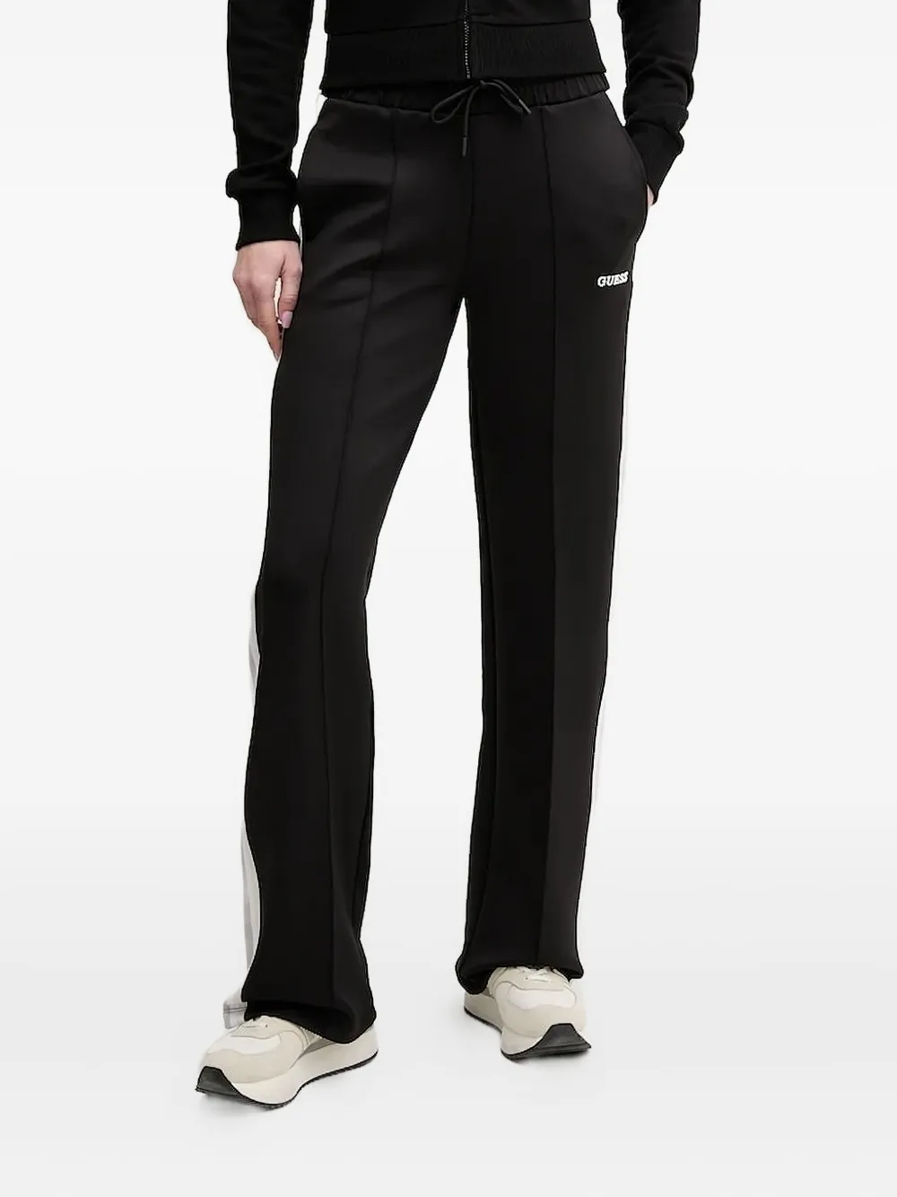 Брюки с логотипом GUESS USA, черный
Брюки с логотипом GUESS USA, черный