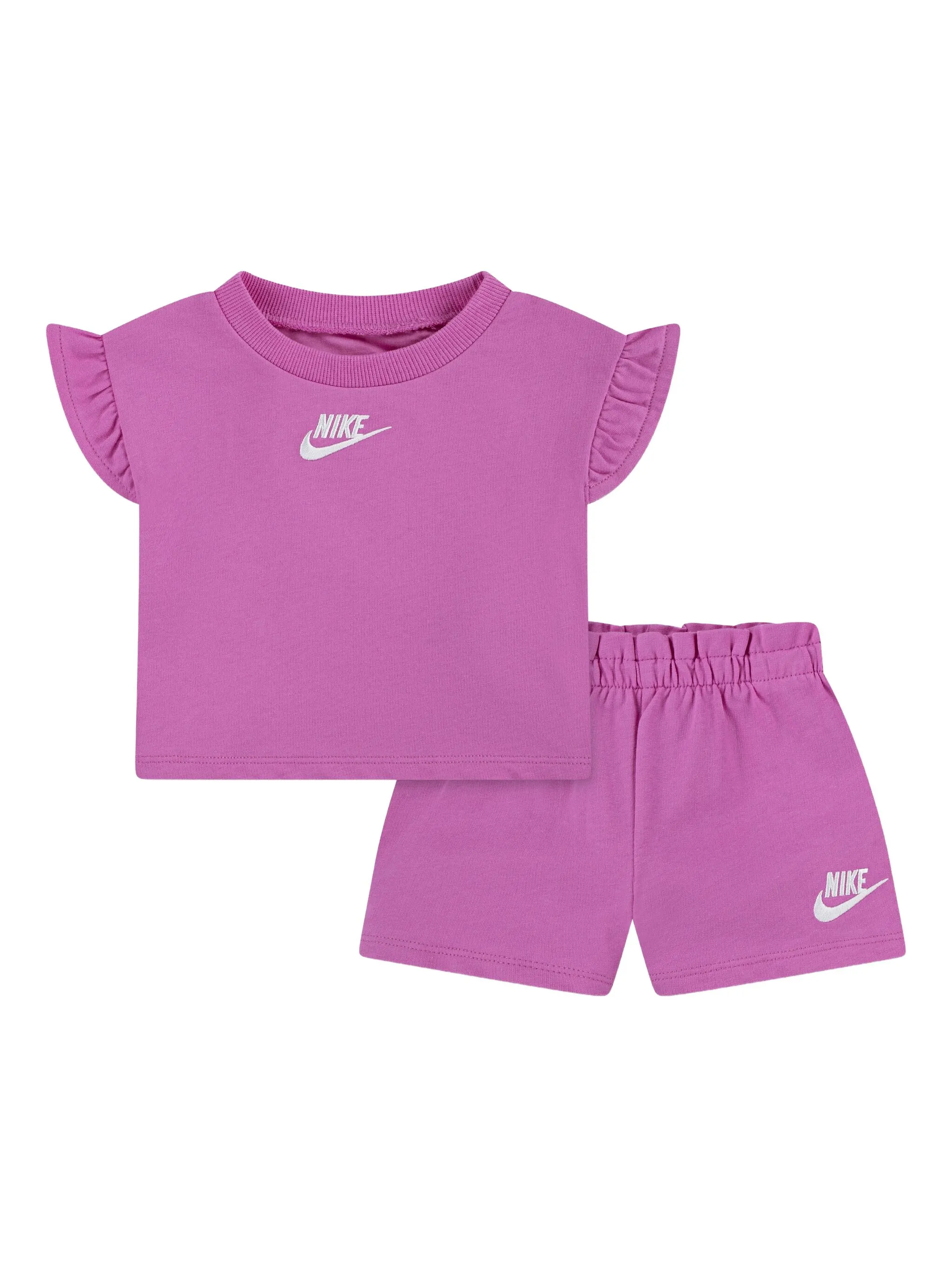 Комплект из футболки и шортов с вышитым логотипом Nike Kids, розовый
Комплект из футболки и шортов с вышитым логотипом Nike Kids, розовый