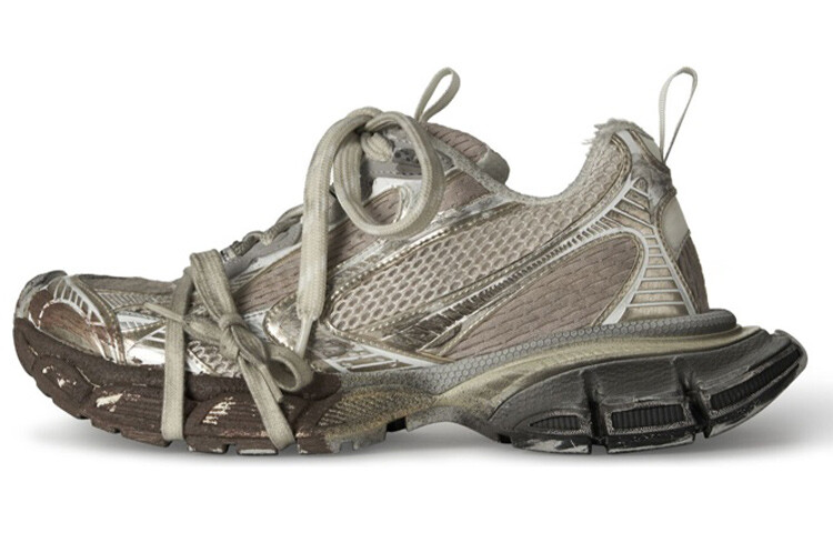 Кроссовки Balenciaga 3XL Daddy, темно-серый
Кроссовки Balenciaga 3XL Daddy, темно-серый