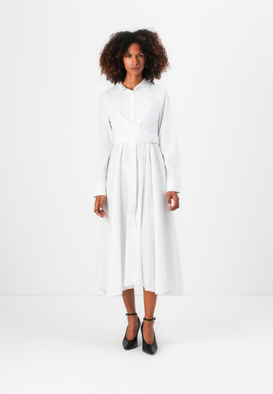 Платье Ted Baker ELLISIA, White
Платье Ted Baker ELLISIA, White