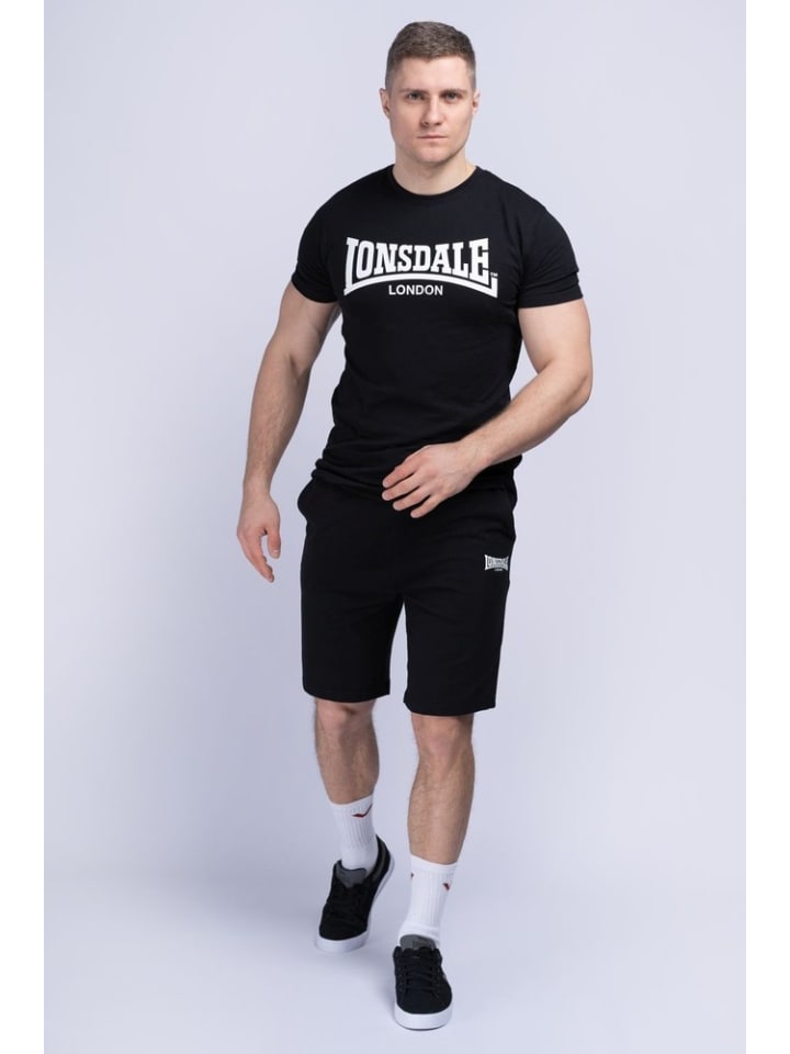 Lonsdale Спортивный костюм "Мой" черного цвета
Lonsdale Спортивный костюм "Мой" черного цвета