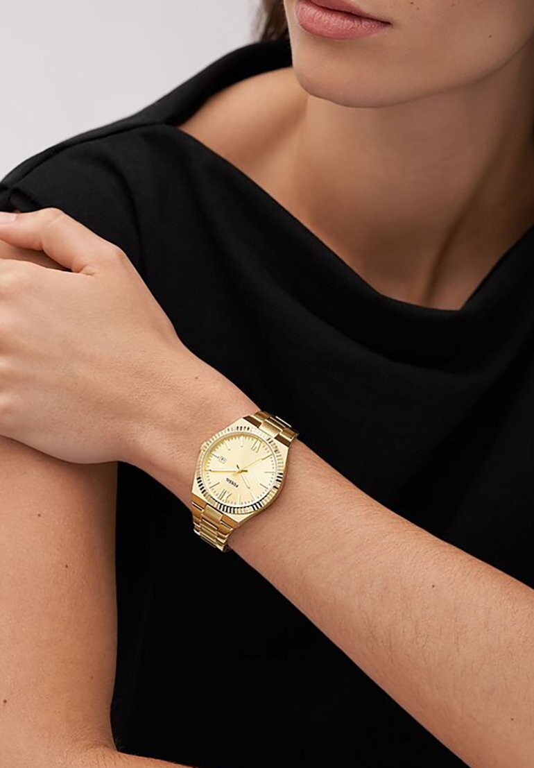 Часы Scarlette 38Mm Fossil, цвет stainless steel gold
Часы Scarlette 38Mm Fossil, цвет stainless steel gold