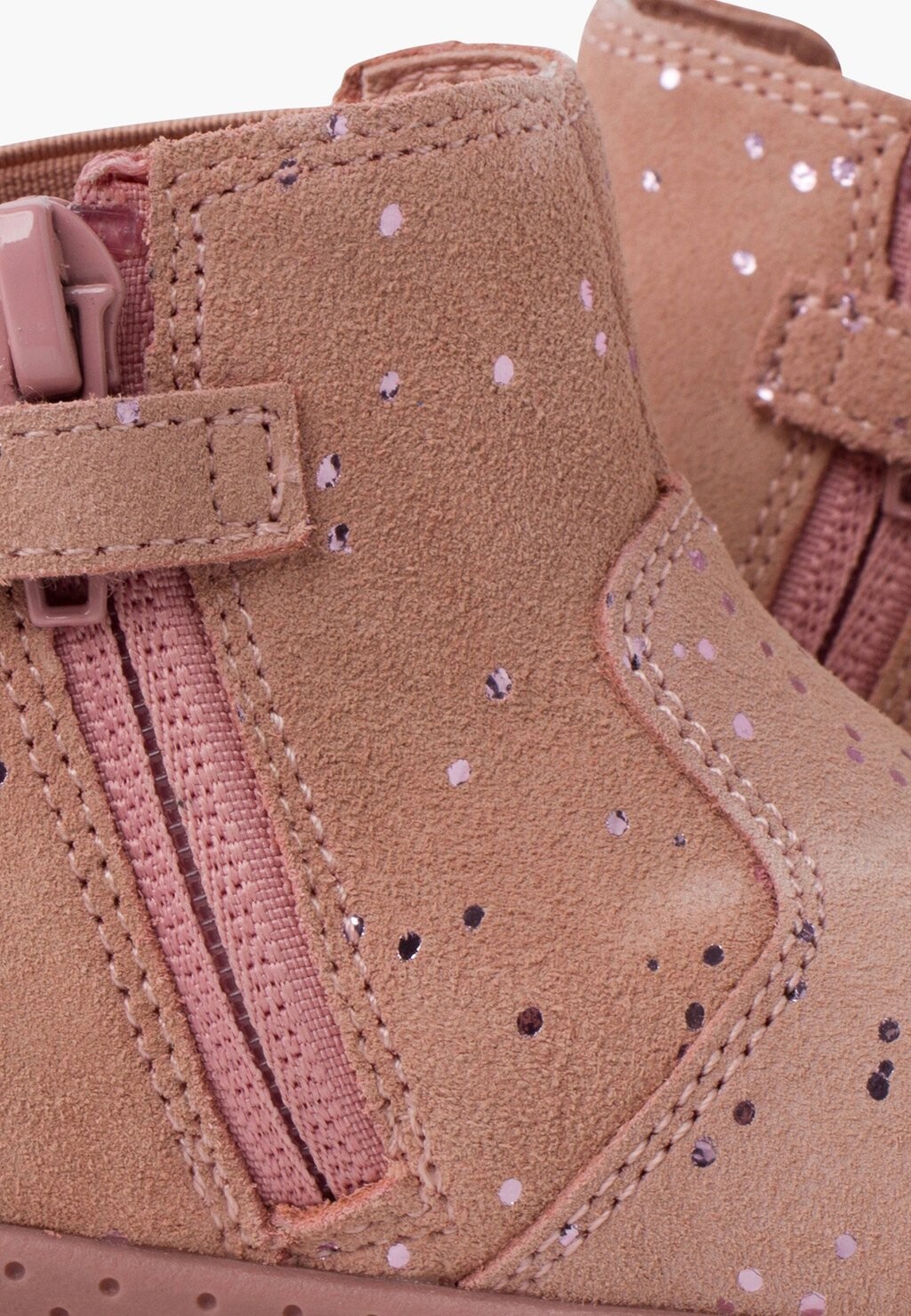 Детская обувь Pisamonas, розовый
Детская обувь Pisamonas, розовый