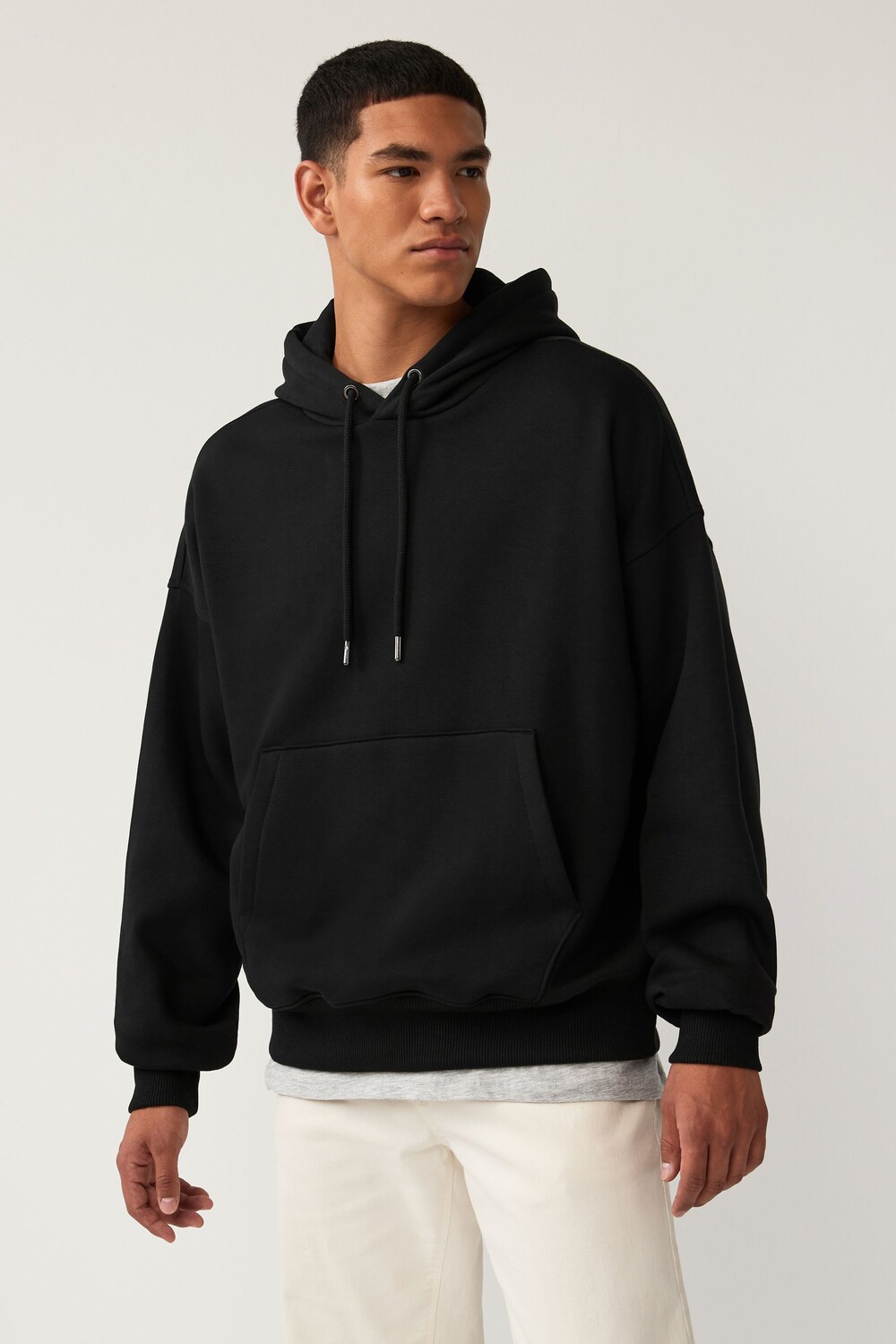 Толстовка с капюшоном из трикотажной ткани с высоким содержанием хлопка Next, черный
Толстовка с капюшоном из трикотажной ткани с высоким содержанием хлопка Next, черный