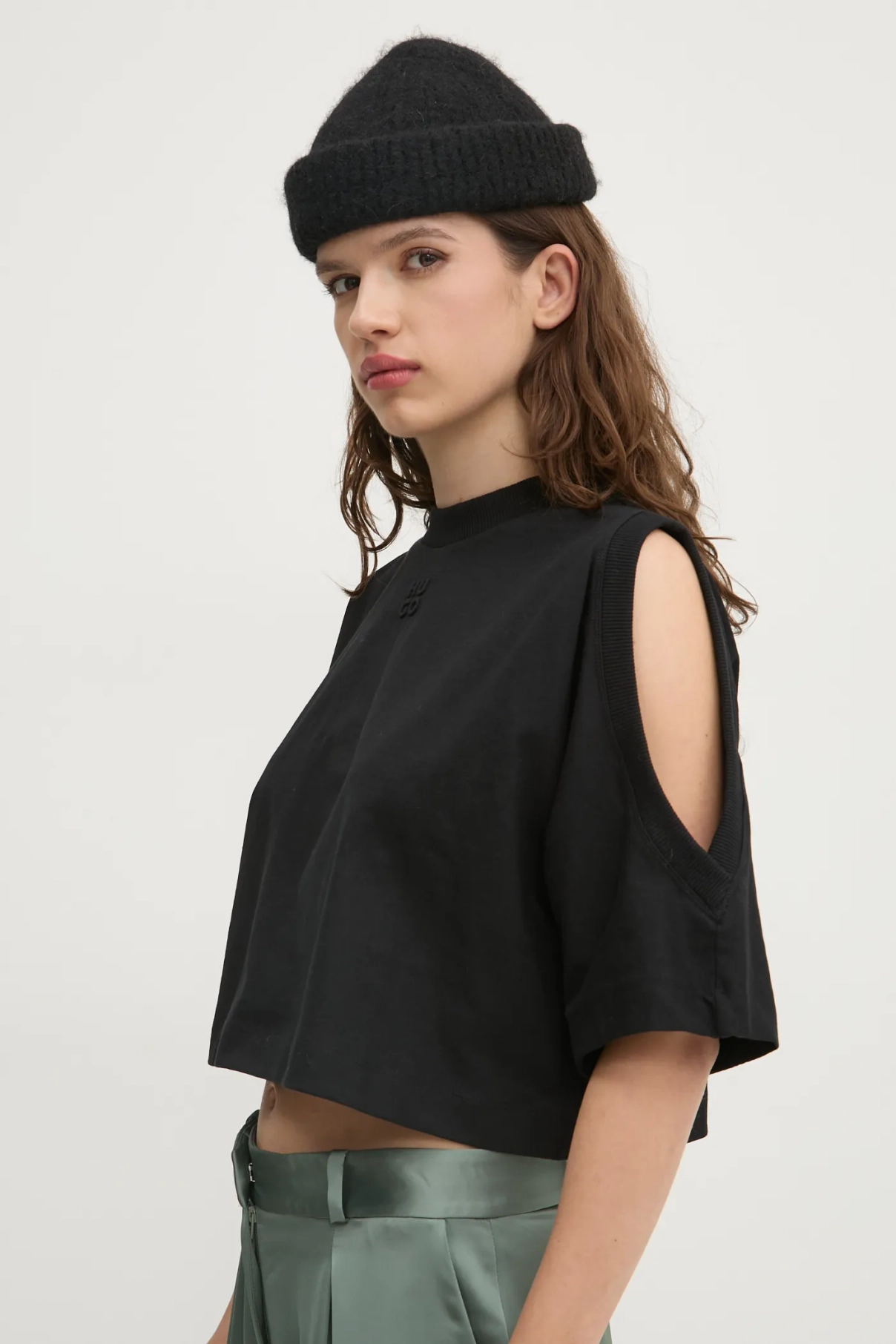 Хлопковая футболка HUGO, черный
Хлопковая футболка HUGO, черный