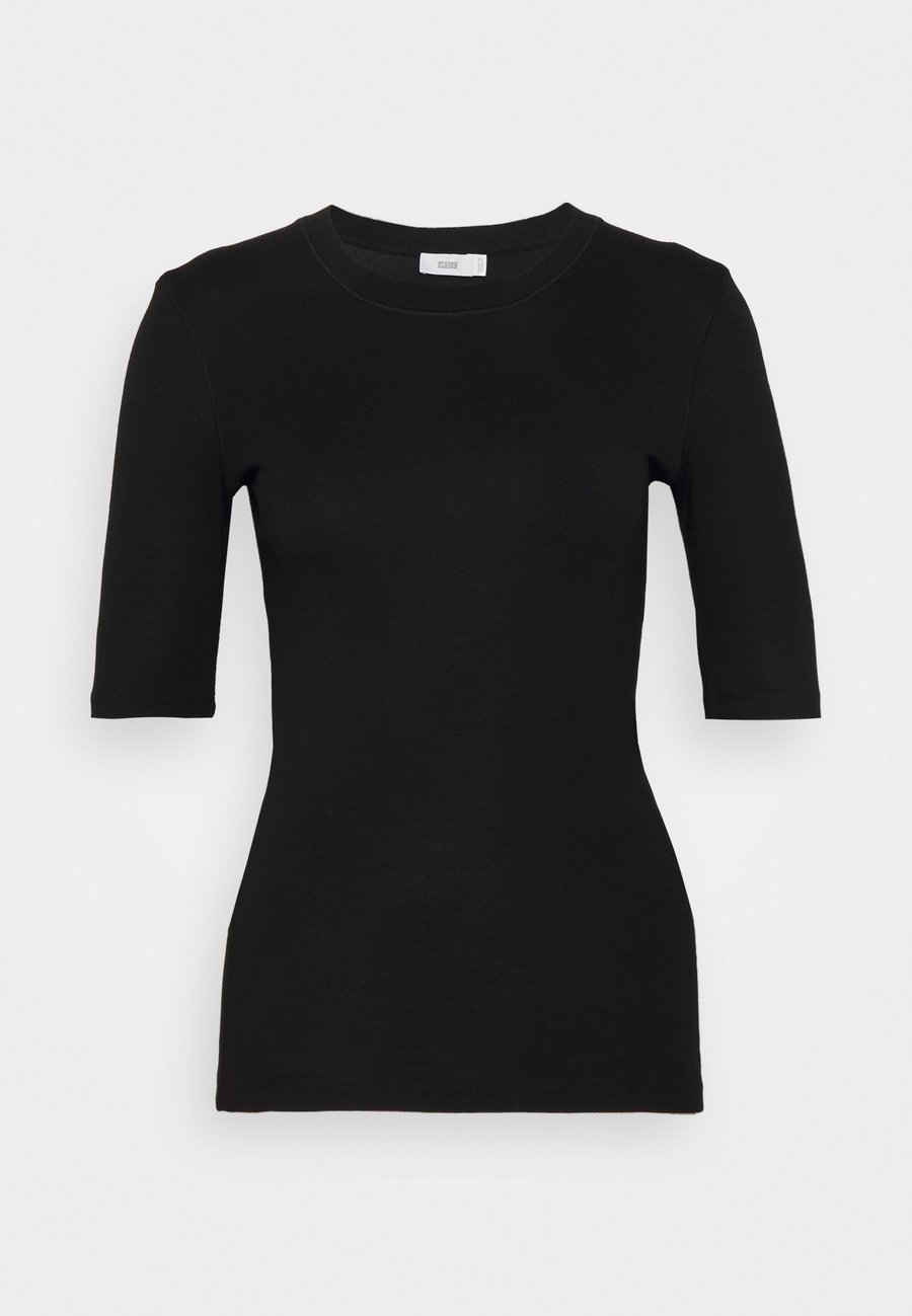 Футболка CLOSED CREW NECK SHORT SLEEVE, Black, Черный, Футболка CLOSED CREW NECK SHORT SLEEVE, Black
Футболка CLOSED CREW NECK SHORT SLEEVE, Black, Черный, Футболка CLOSED CREW NECK SHORT SLEEVE, Black