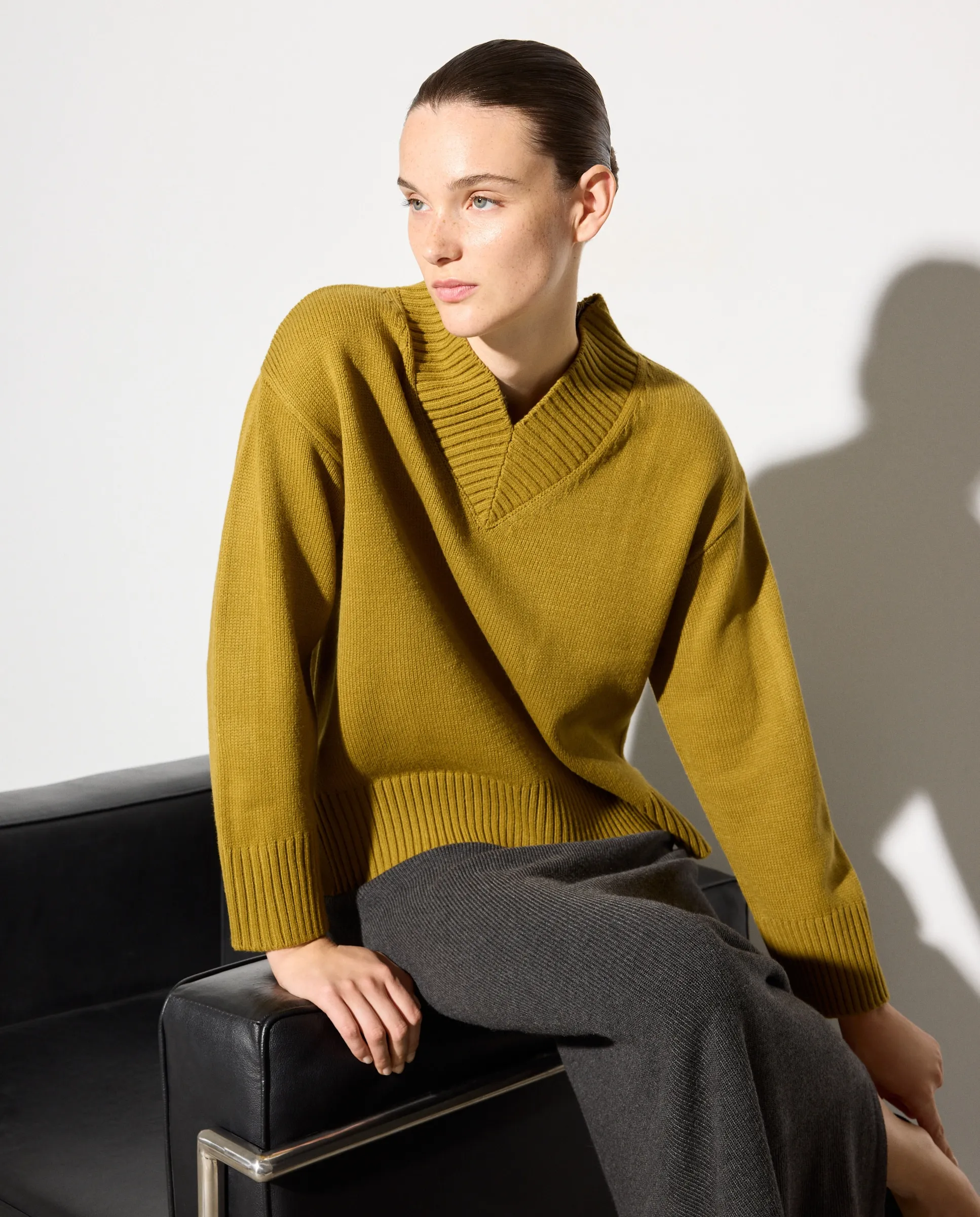 Женский свитер крупной вязки с закрытым V-образным вырезом Woman El Corte Inglés, оливковый
Женский свитер крупной вязки с закрытым V-образным вырезом Woman El Corte Inglés, оливковый