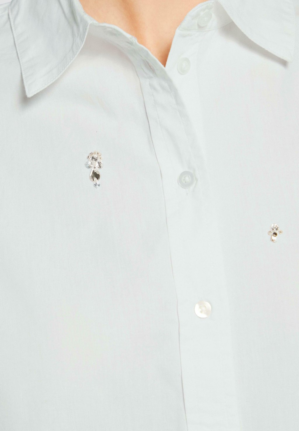 Блузка на пуговицах SCHMUCKSTEINEN s.Oliver, белый 
Блузка на пуговицах SCHMUCKSTEINEN s.Oliver, белый