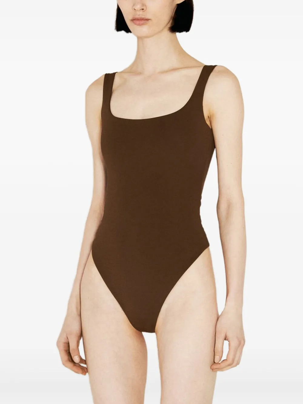 Боди с эластичным дизайном ENTIRE STUDIOS, коричневый
Боди с эластичным дизайном ENTIRE STUDIOS, коричневый