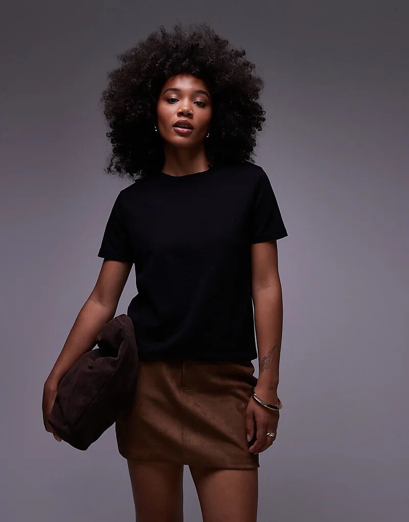 Футболка Mango с круглым вырезом черного цвета
Футболка Mango с круглым вырезом черного цвета