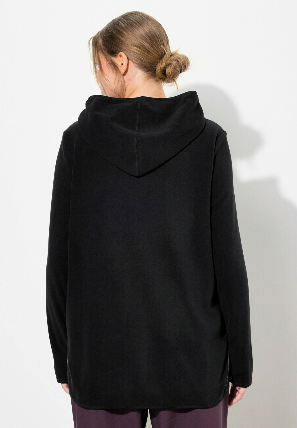 Толстовка с капюшоном Ulla Popken, черный
Толстовка с капюшоном Ulla Popken, черный