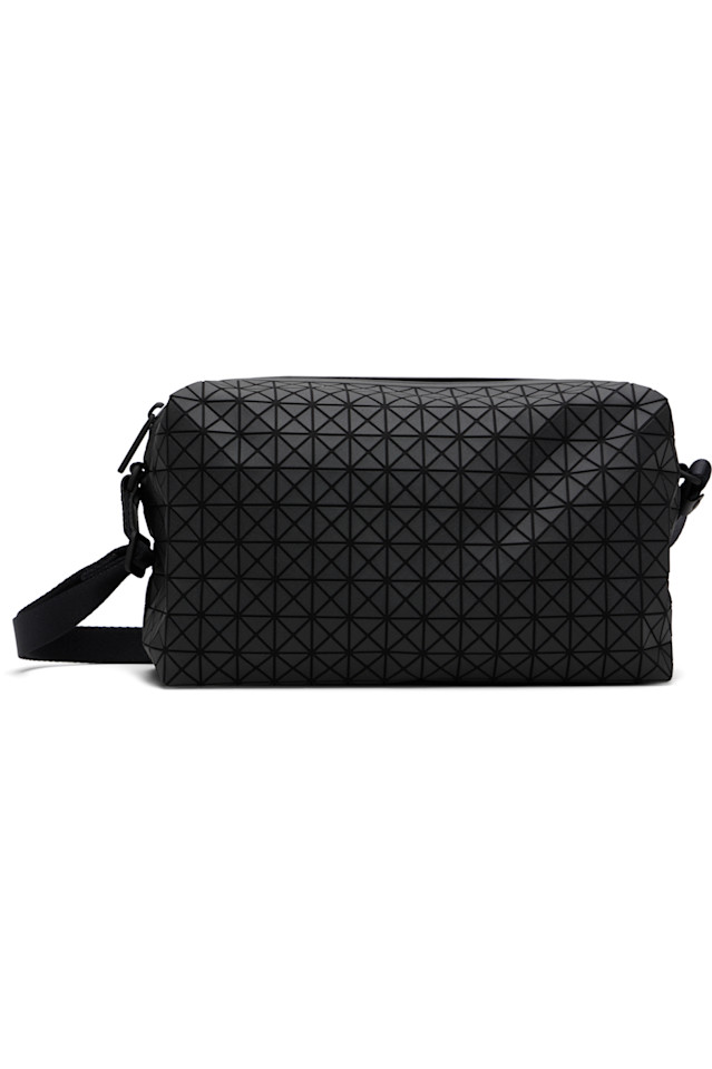 Bao Bao Issey Miyake Черная сумка через плечо в форме седла
Bao Bao Issey Miyake Черная сумка через плечо в форме седла