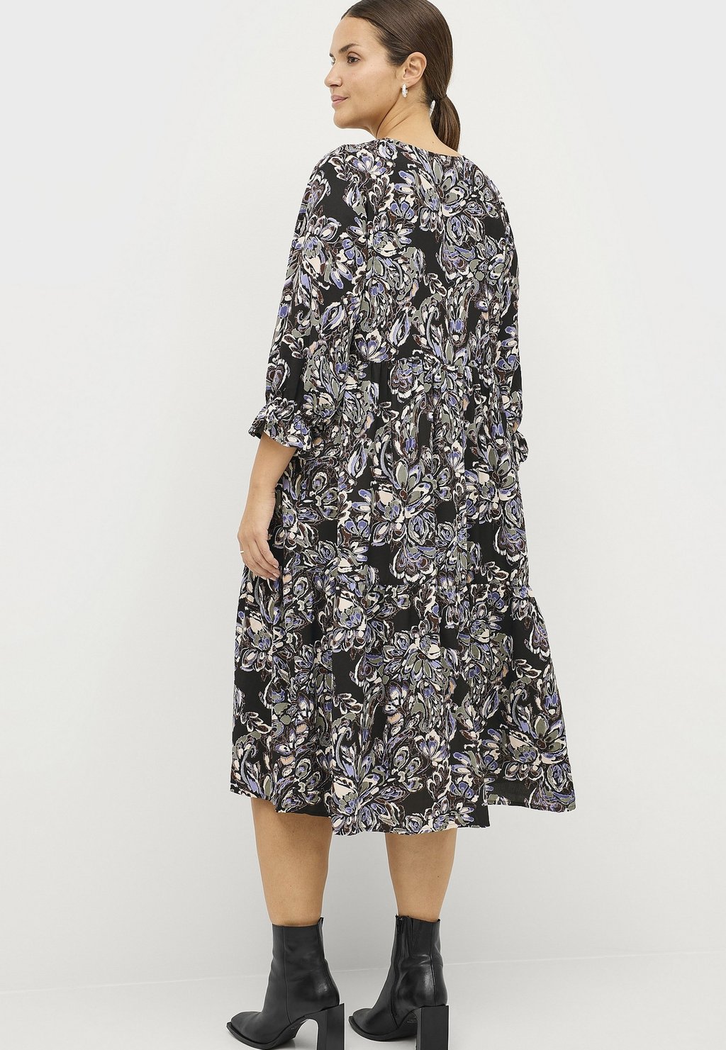 Повседневное платье POLLY Ellos Plus collection, синий
Повседневное платье POLLY Ellos Plus collection, синий