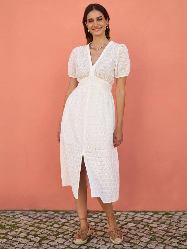 Платье с разрезом подолом и вышивкой Broderie Anglaise Yumi, White
Платье с разрезом подолом и вышивкой Broderie Anglaise Yumi, White